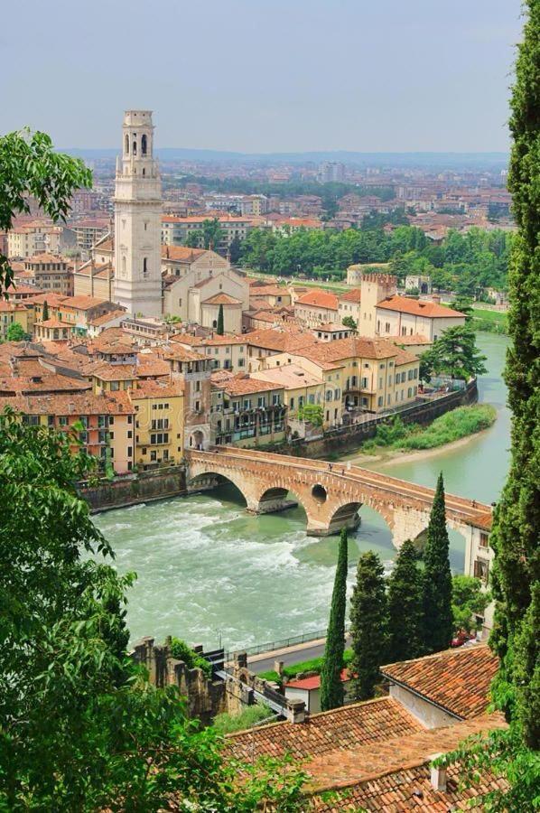 Residenza Duomo Leilighet Verona Eksteriør bilde